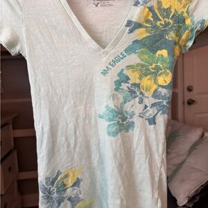 American Eagle Outfitters Women's Floral V-Neck Top - White